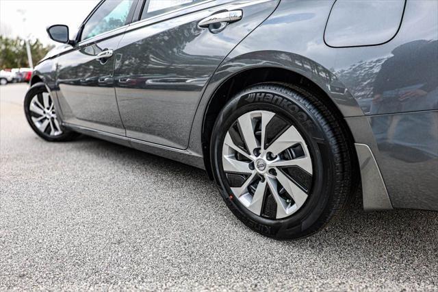 new 2025 Nissan Altima car, priced at $26,455