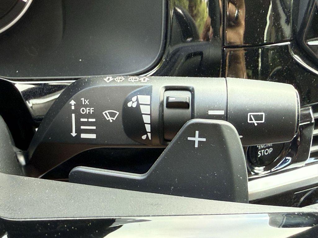 new 2025 Nissan Pathfinder car, priced at $42,339