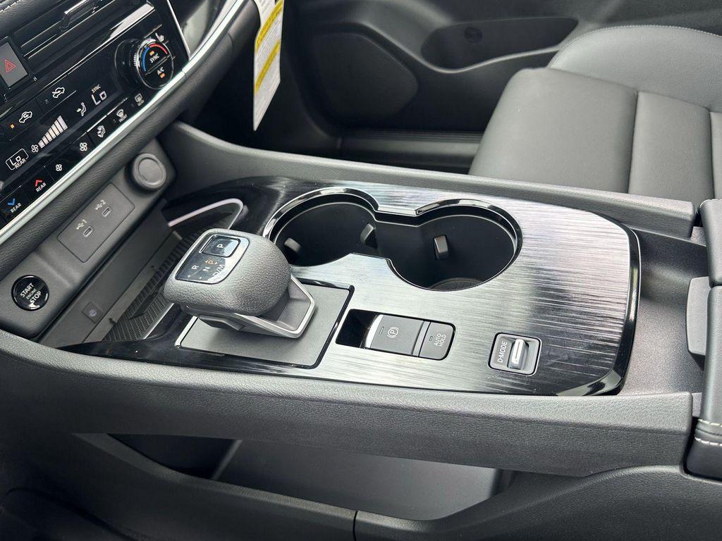 new 2025 Nissan Rogue car, priced at $35,928
