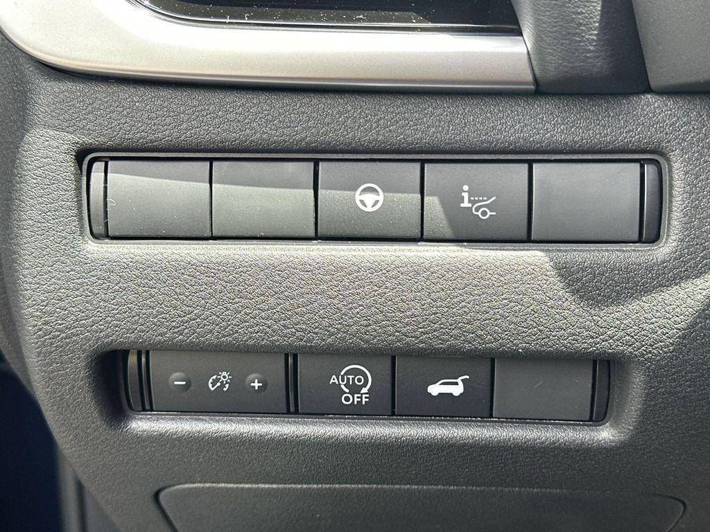 new 2025 Nissan Rogue car, priced at $36,928