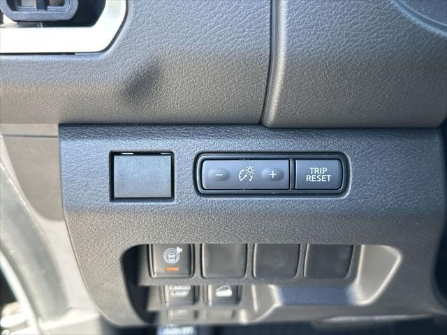 new 2025 Nissan Frontier car, priced at $35,486