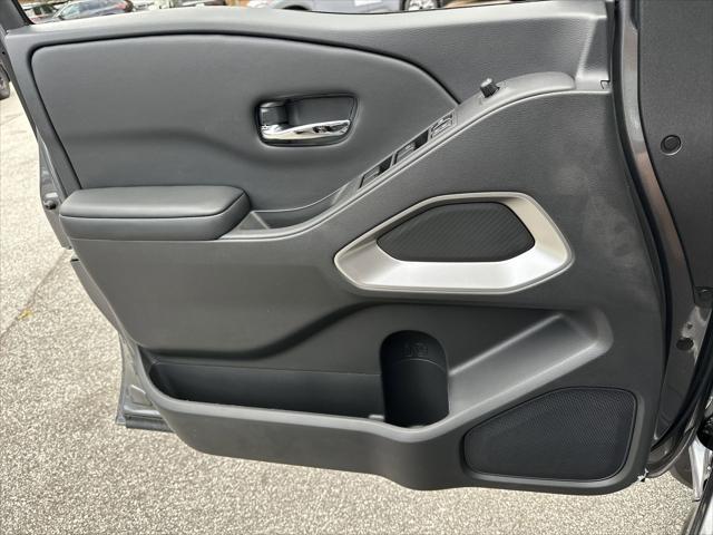 new 2025 Nissan Frontier car, priced at $35,486