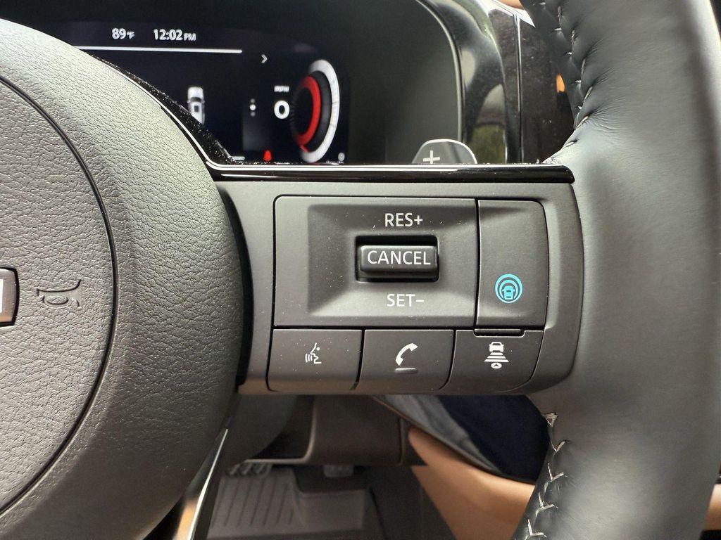 new 2025 Nissan Pathfinder car, priced at $48,176