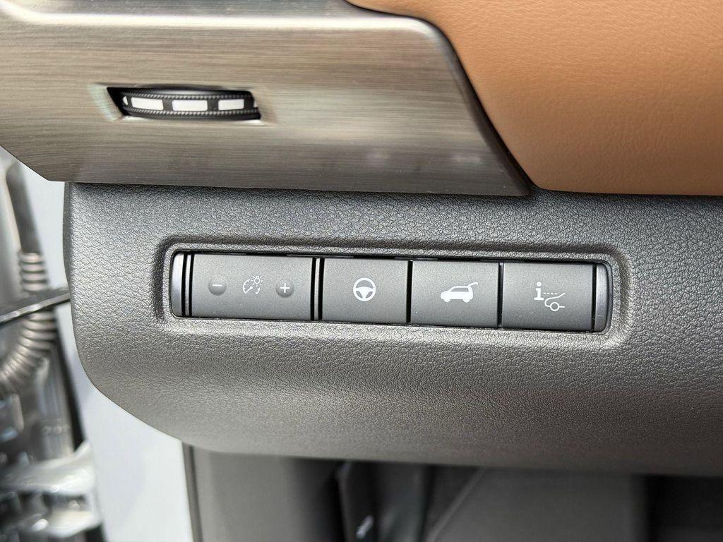 new 2025 Nissan Pathfinder car, priced at $48,176