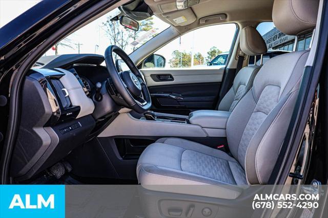 used 2024 Nissan Pathfinder car, priced at $30,420