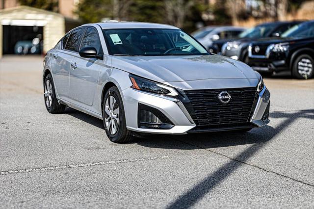 new 2025 Nissan Altima car, priced at $25,908