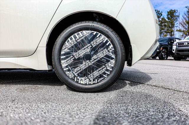 new 2025 Nissan Leaf car, priced at $28,105