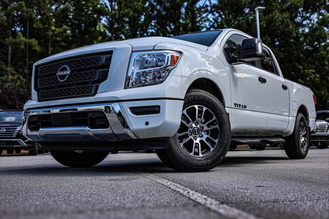 new 2024 Nissan Titan car, priced at $43,946