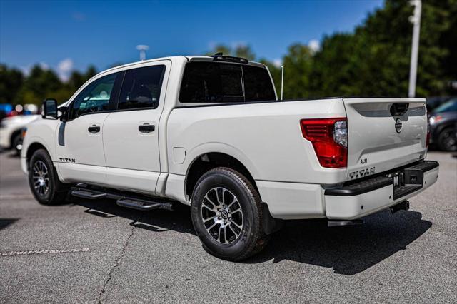 new 2024 Nissan Titan car, priced at $43,946