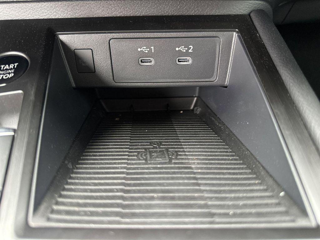 new 2025 Nissan Kicks car, priced at $26,581