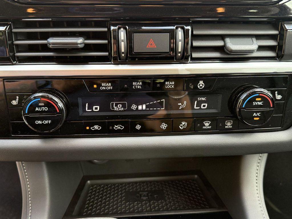 new 2025 Nissan Pathfinder car, priced at $43,477