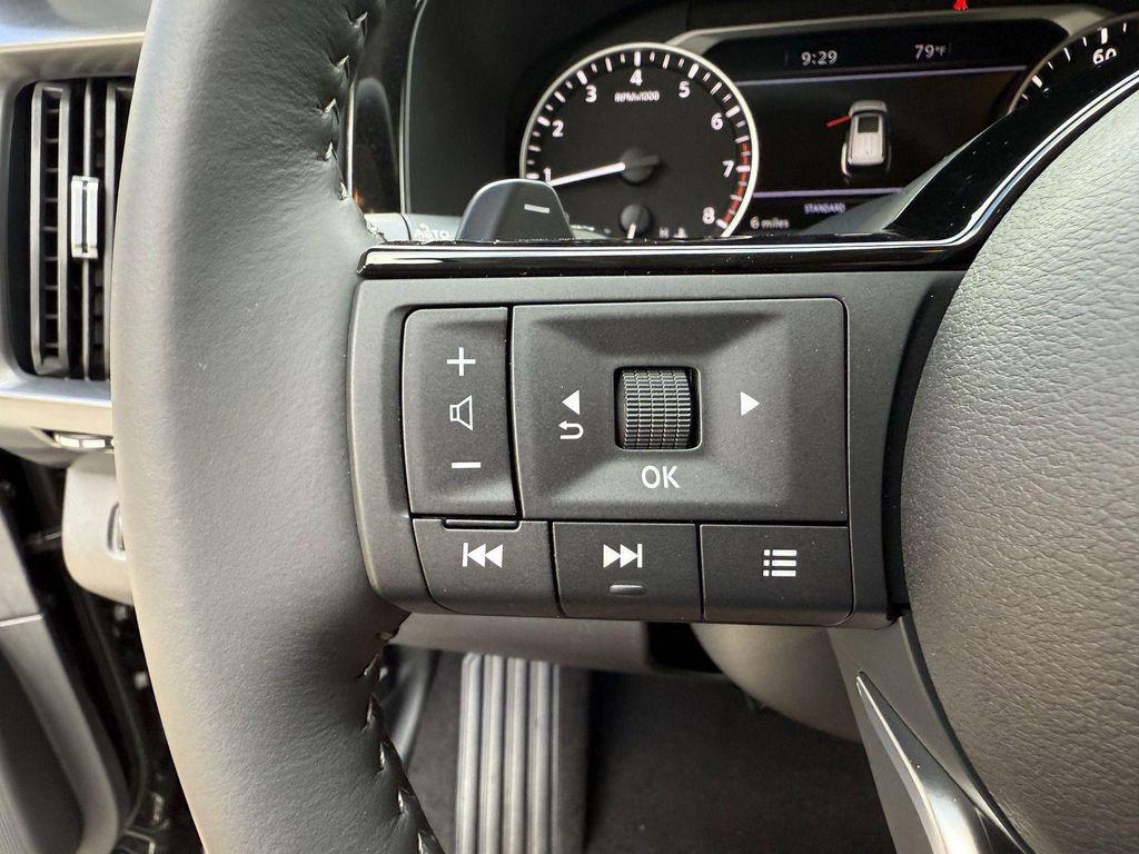 new 2025 Nissan Pathfinder car, priced at $43,477