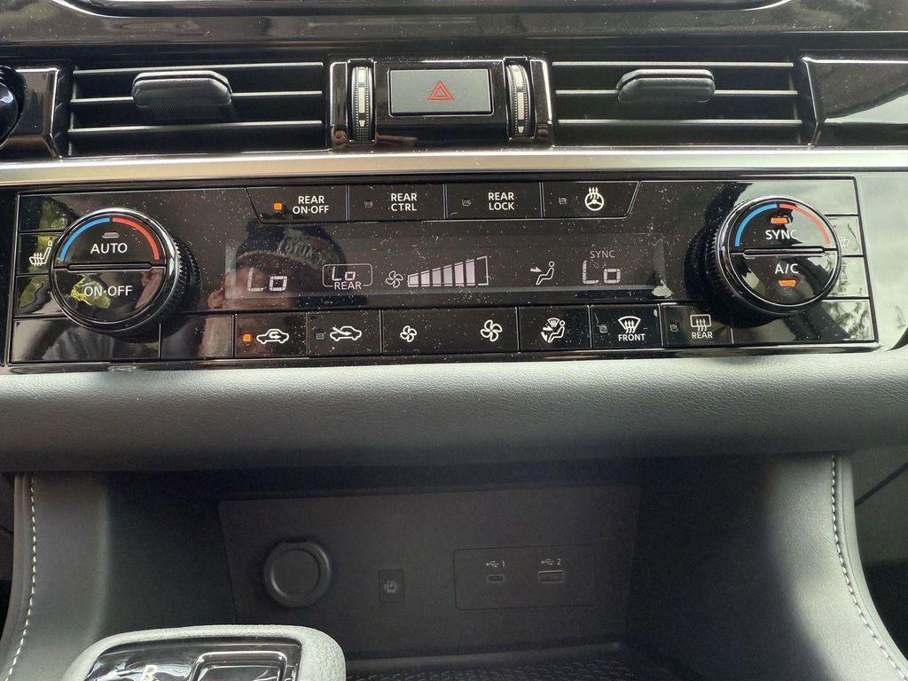 new 2025 Nissan Pathfinder car, priced at $35,827