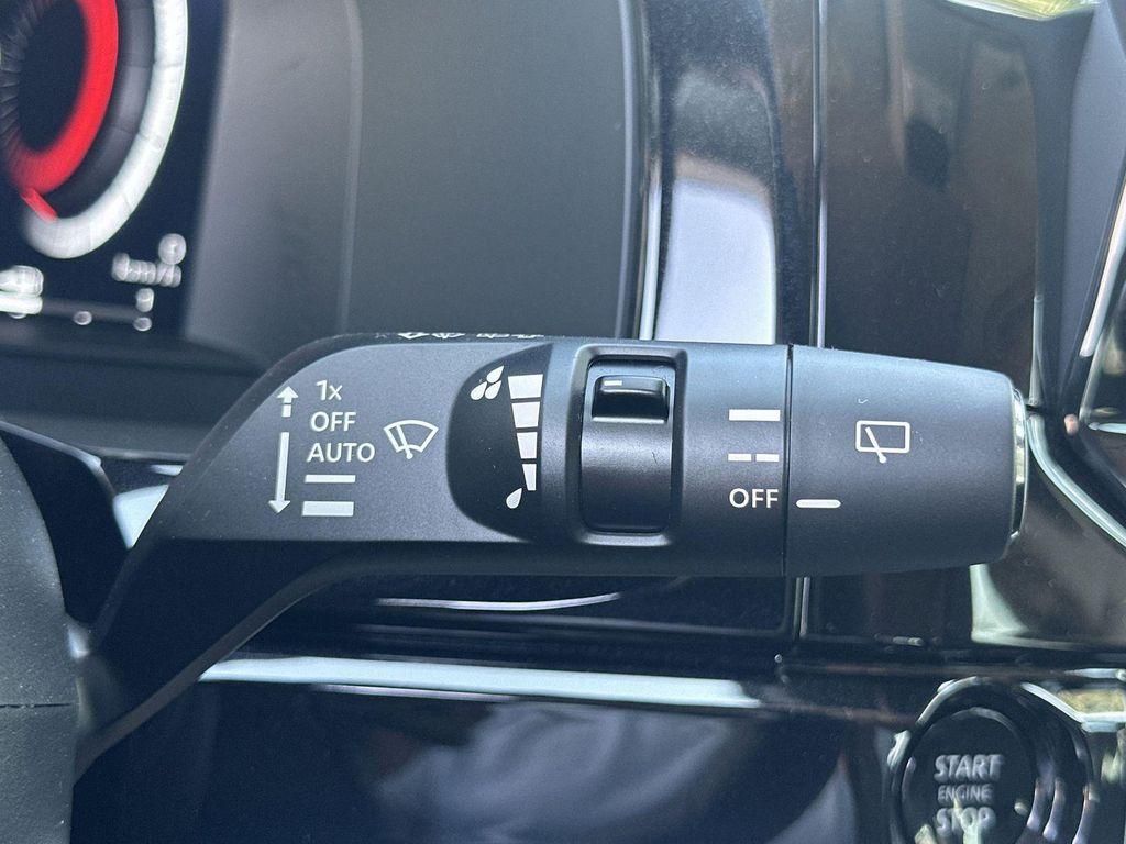 new 2025 Nissan Pathfinder car, priced at $47,260