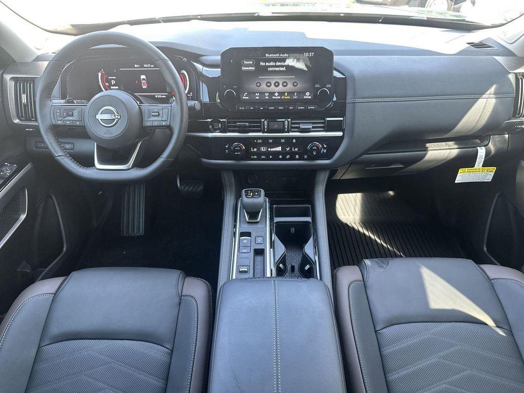 new 2025 Nissan Pathfinder car, priced at $47,260