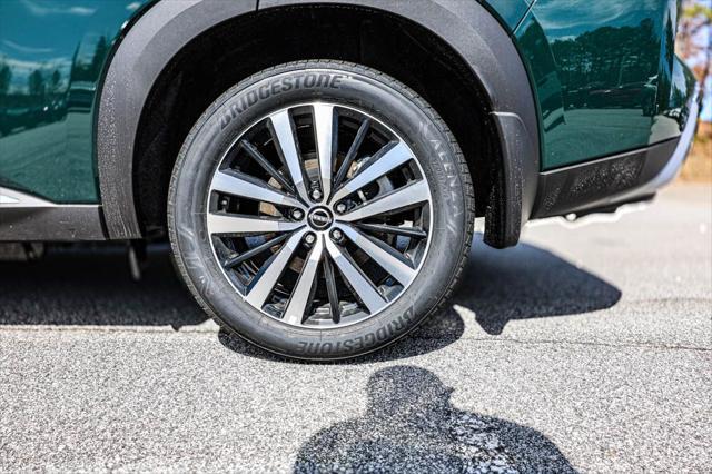 new 2025 Nissan Pathfinder car, priced at $47,561