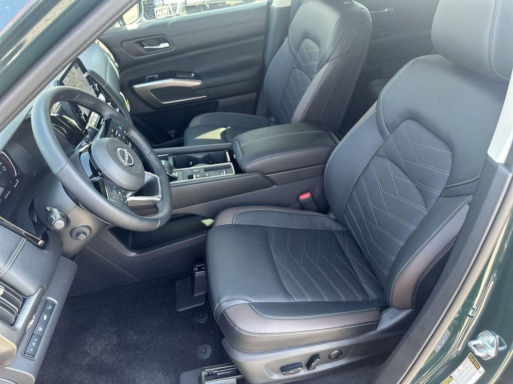 new 2025 Nissan Pathfinder car, priced at $47,260