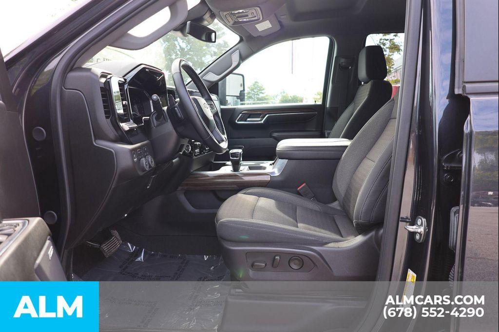 used 2024 Chevrolet Silverado 1500 car, priced at $46,270