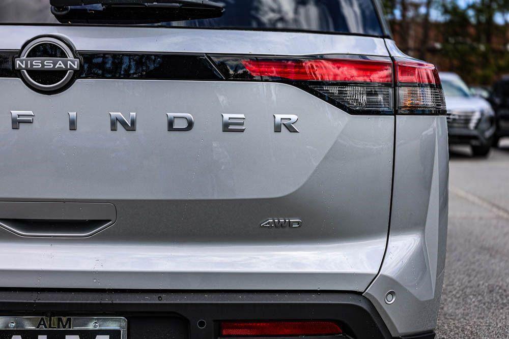 new 2025 Nissan Pathfinder car, priced at $40,022