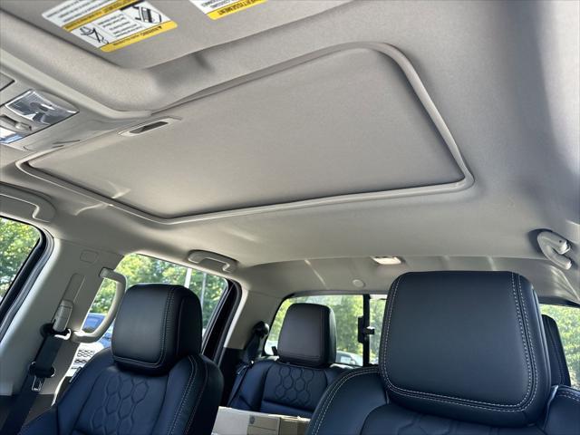 new 2025 Nissan Frontier car, priced at $39,672