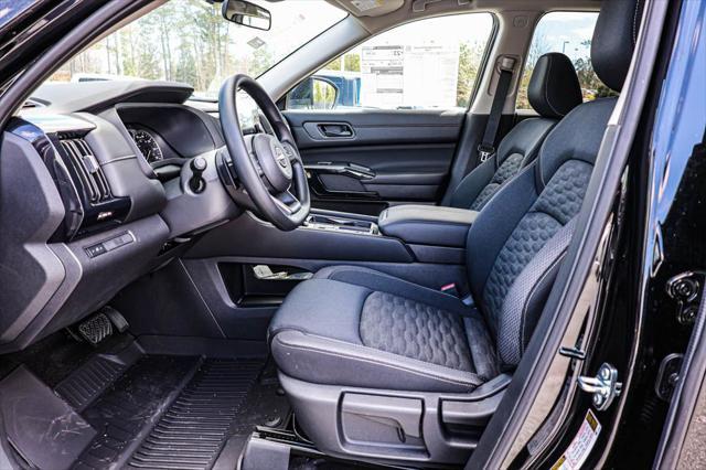 new 2025 Nissan Pathfinder car, priced at $36,765