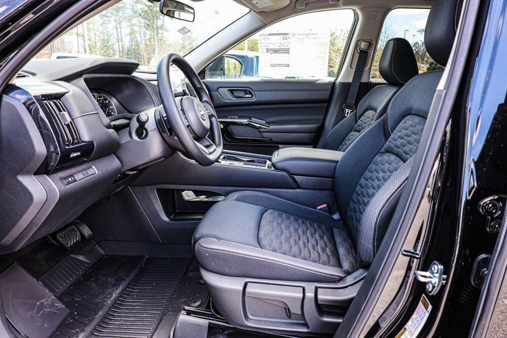 new 2025 Nissan Pathfinder car, priced at $35,565