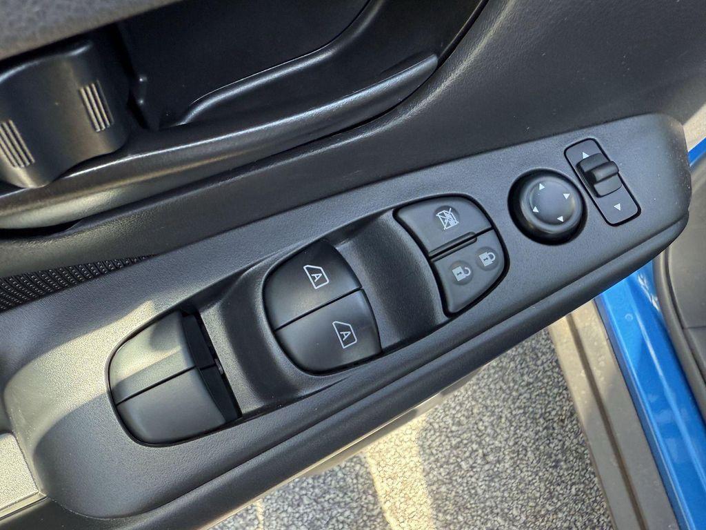 new 2025 Nissan Kicks car, priced at $21,472