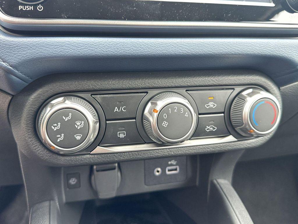 new 2025 Nissan Versa car, priced at $21,212
