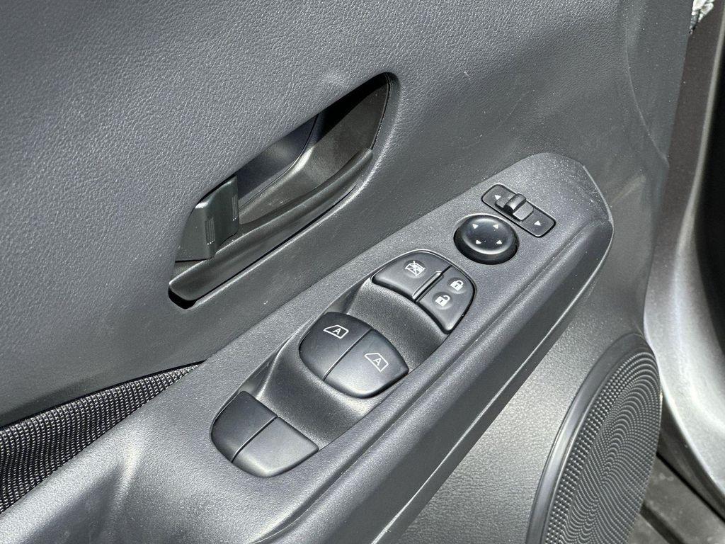 new 2025 Nissan Kicks car, priced at $21,925