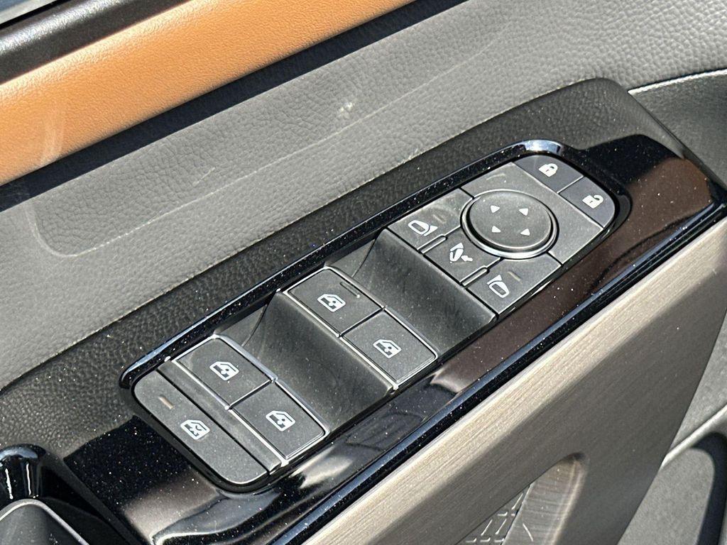 new 2025 Nissan Pathfinder car, priced at $46,856