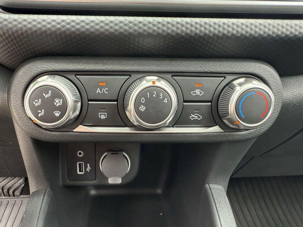 new 2025 Nissan Kicks car, priced at $21,925