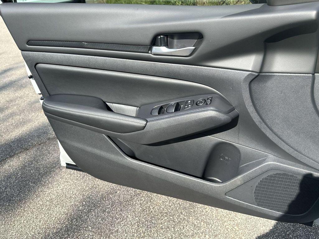new 2025 Nissan Altima car, priced at $29,712