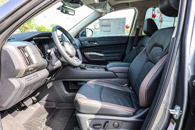 new 2025 Nissan Pathfinder car, priced at $47,071