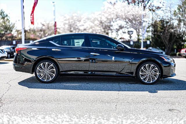 new 2025 Nissan Altima car, priced at $32,989