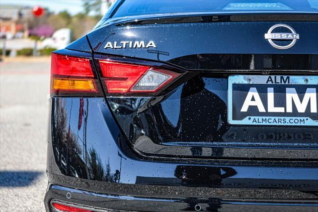 new 2025 Nissan Altima car, priced at $32,989