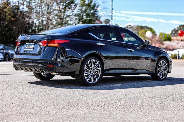 new 2025 Nissan Altima car, priced at $32,989