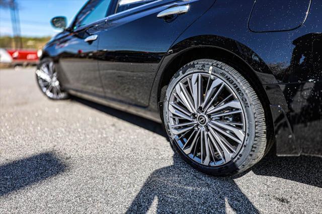 new 2025 Nissan Altima car, priced at $32,989