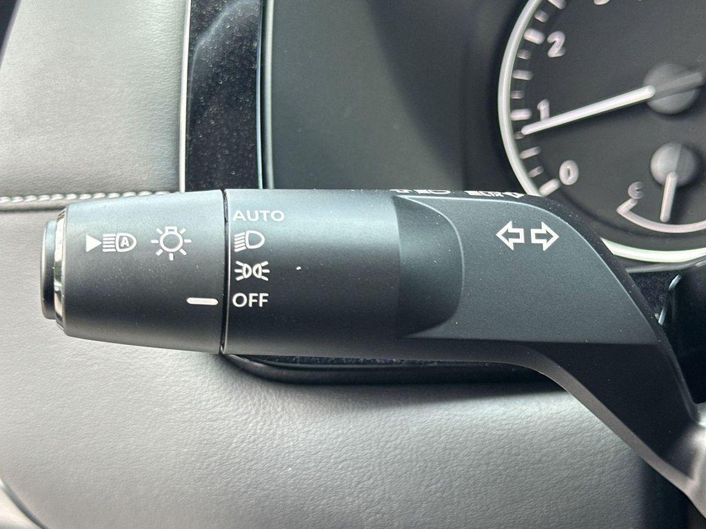 new 2025 Nissan Pathfinder car, priced at $36,050