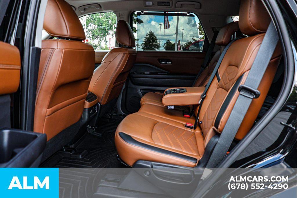 used 2024 Nissan Pathfinder car, priced at $34,960