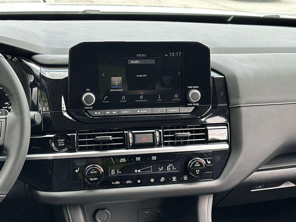 new 2025 Nissan Pathfinder car, priced at $39,904