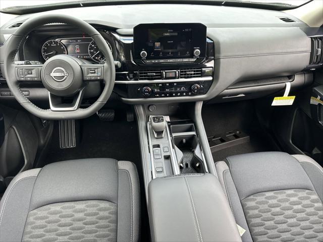 new 2025 Nissan Pathfinder car, priced at $40,104