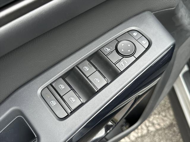 new 2025 Nissan Pathfinder car, priced at $40,104