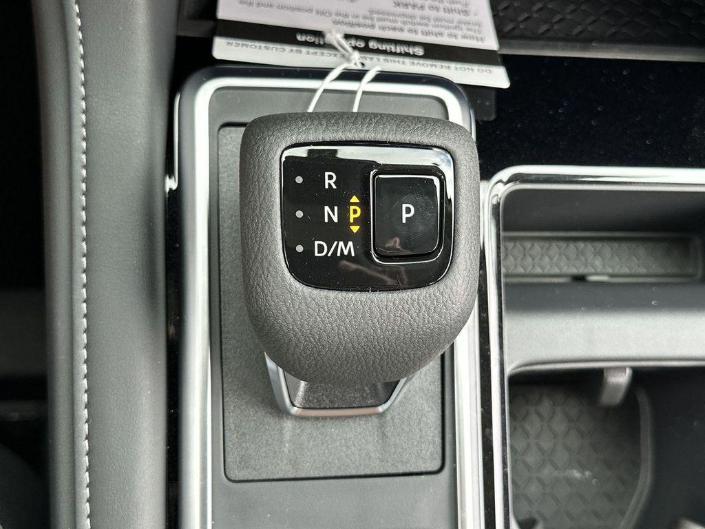 new 2025 Nissan Pathfinder car, priced at $39,904