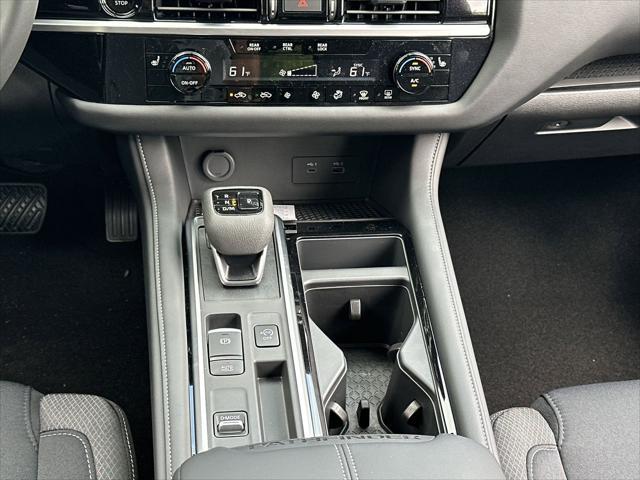 new 2025 Nissan Pathfinder car, priced at $40,104