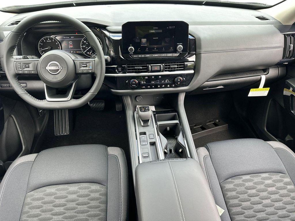 new 2025 Nissan Pathfinder car, priced at $39,904