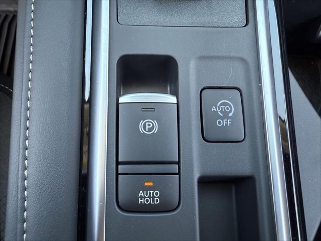 new 2025 Nissan Pathfinder car, priced at $42,250