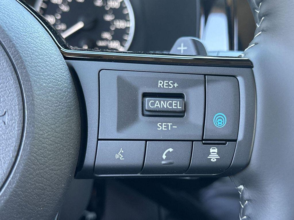 new 2025 Nissan Pathfinder car, priced at $35,827