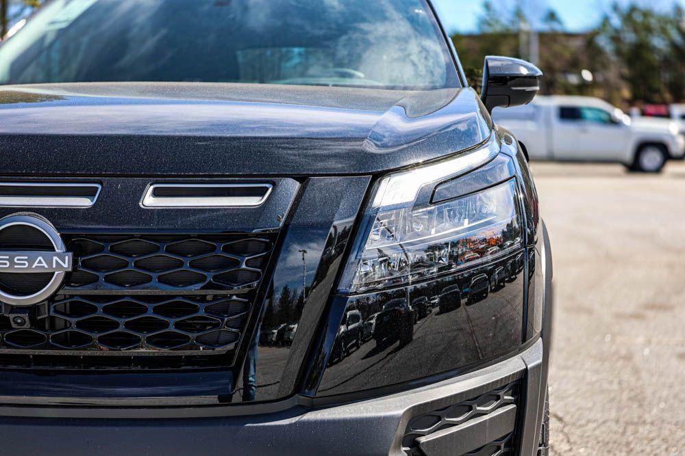 new 2025 Nissan Pathfinder car, priced at $42,693