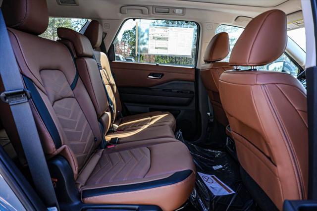 new 2025 Nissan Pathfinder car, priced at $48,145
