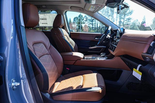 new 2025 Nissan Pathfinder car, priced at $48,145